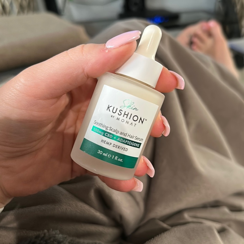 MONAT kushion hair & scalp serum